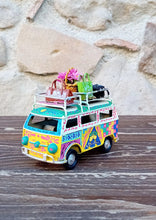 Carica l'immagine nel visualizzatore di Gallery, Minivan Retrò Piccolo 10 cm - Miniature Decorate - cod 9