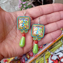 Carica l'immagine nel visualizzatore di Gallery, Orecchini Soutache "Paladino"