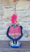 Carica l'immagine nel visualizzatore di Gallery, Pupo Siciliano in Ceramica "Carlo Magno"