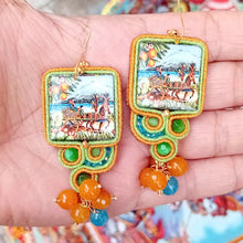 Carica l'immagine nel visualizzatore di Gallery, Orecchini Soutache "Carretto"