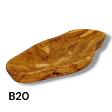 Carica l'immagine nel visualizzatore di Gallery, Vassoio ovale in Legno di Ulivo