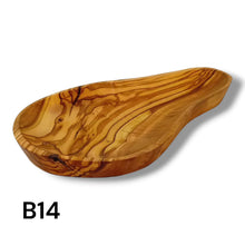Carica l'immagine nel visualizzatore di Gallery, Vassoio ovale in Legno di Ulivo