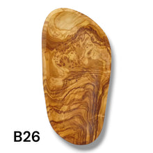 Carica l'immagine nel visualizzatore di Gallery, Vassoio ovale in Legno di Ulivo