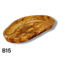 Carica l'immagine nel visualizzatore di Gallery, Vassoio ovale in Legno di Ulivo