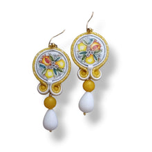 Carica l'immagine nel visualizzatore di Gallery, Orecchini Soutache "Limone e Melograno"
