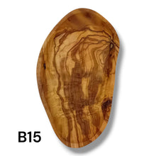 Carica l'immagine nel visualizzatore di Gallery, Vassoio ovale in Legno di Ulivo