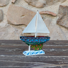 Carica l'immagine nel visualizzatore di Gallery, Barchetta a vela - Miniature Decorate - cod 41