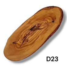 Carica l'immagine nel visualizzatore di Gallery, Tagliere Rustico in Legno di Ulivo cm 40