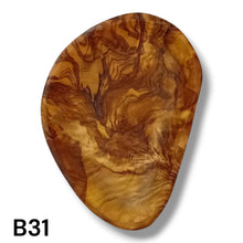 Carica l'immagine nel visualizzatore di Gallery, Vassoio ovale in Legno di Ulivo