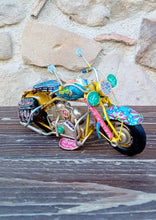Carica l&#39;immagine nel visualizzatore di Gallery, Motocicletta 
- Miniature Decorate - cod 17
