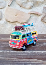 Carica l&#39;immagine nel visualizzatore di Gallery, Minivan Retrò Piccolo 10 cm - Miniature Decorate - cod 5
