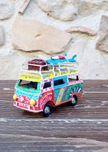 Carica l&#39;immagine nel visualizzatore di Gallery, Minivan Retrò Piccolo 10 cm - Miniature Decorate - cod 8
