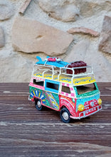 Carica l&#39;immagine nel visualizzatore di Gallery, Minivan Retrò Piccolo 10 cm - Miniature Decorate - cod 8
