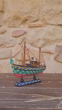 Carica e avvia il video nel visualizzatore di galleria, Peschereccio - Miniature Decorate - cod 15
