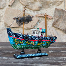 Carica l&#39;immagine nel visualizzatore di Gallery, Peschereccio - Miniature Decorate - cod 39
