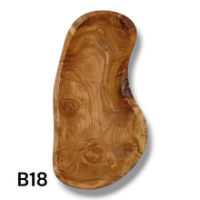 Carica l&#39;immagine nel visualizzatore di Gallery, Vassoio ovale in Legno di Ulivo
