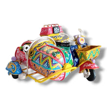 Carica l'immagine nel visualizzatore di Gallery, Motocarrozzetta (Sidecar)
- Miniature Decorate - cod 91
