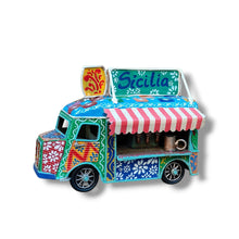 Carica l&#39;immagine nel visualizzatore di Gallery, Furgoncino Vintage - Food Truck - Miniature Decorate - cod.49
