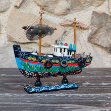 Carica l&#39;immagine nel visualizzatore di Gallery, Peschereccio - Miniature Decorate - cod 38
