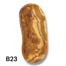 Carica l&#39;immagine nel visualizzatore di Gallery, Vassoio ovale in Legno di Ulivo
