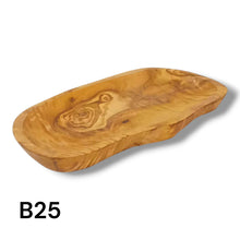 Carica l&#39;immagine nel visualizzatore di Gallery, Vassoio ovale in Legno di Ulivo
