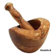 Carica l&#39;immagine nel visualizzatore di Gallery, mortaio_legno_di_ulivo_fatto_a_mano_artigianato_siciliano_olive_wood_mortar_made_by_hand_sicilian_artisan_B.jpg
